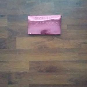 Revolution Flawless 2 Pallete